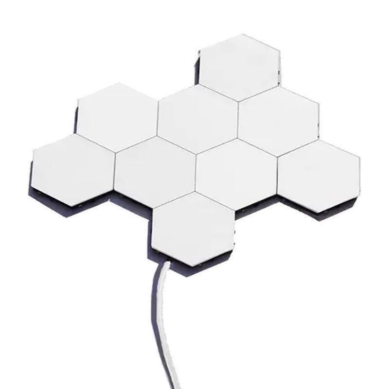 Honeycomb Quantum Light