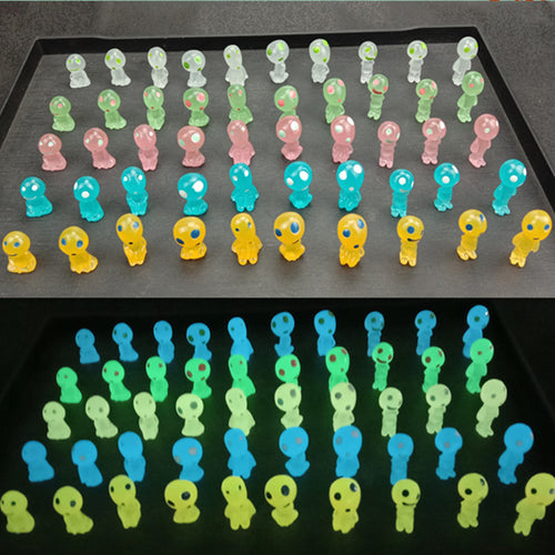 Alien Plush Nightlight (Glow-in-the-Dark)